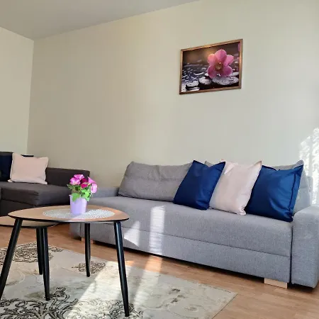 Апартаменты Musninku Near Akropolis *